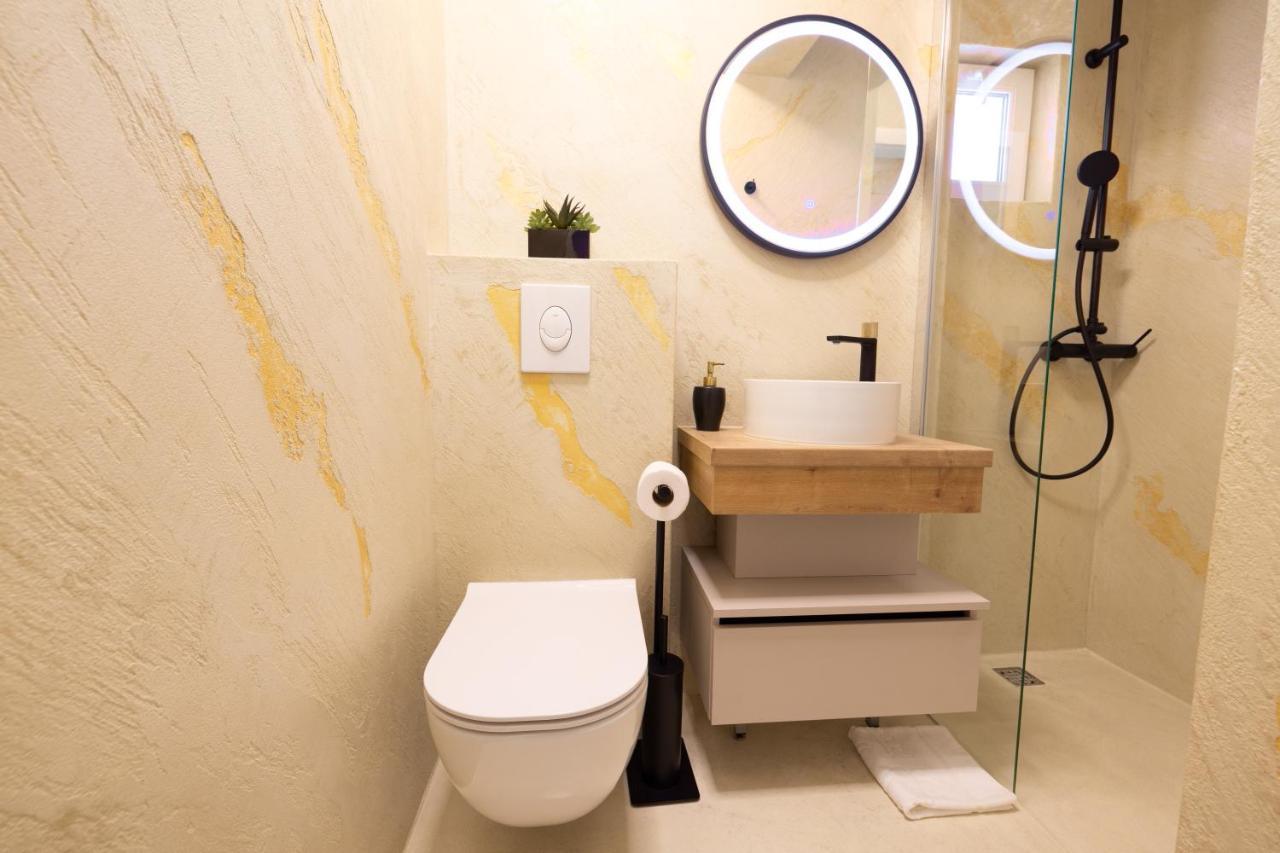 Luxury Melita Makarska